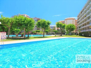 Pool - Rhin Apartments, air-conditioned, pool and close to the beach. (SALOU)
