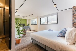1 chambre, fer et planche à repasser, Wi-Fi, literie fournie
