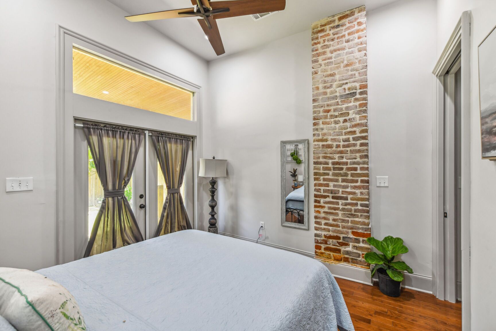 Classic NOLA home near the street car line.