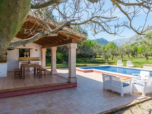 Outdoor dining - Villa Can Venzala By SunVillas Mallorca (Pollença)