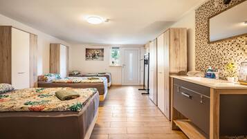 4 Schlafzimmer, kostenloses WLAN, Bettwäsche