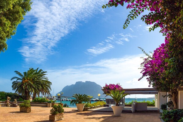 Terrace/patio - Trilo Piazzetta 200m From The Beach, Porto San Paolo, Italy (Porto San Paolo)