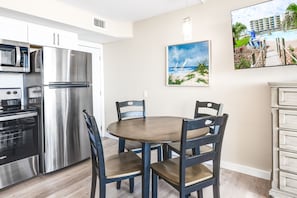 Dining - Sandcastle Condominiums Unit 217 (Port Aransas)