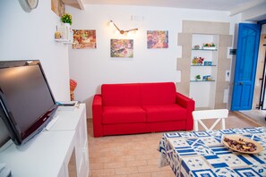 TV - Casa Demetra 200m from sea, Ortigia, Italy (Ortigia)