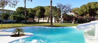 Buganvilla Apartment with Shared Pool