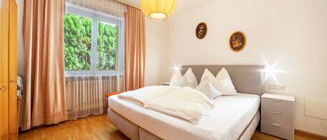 2 makuuhuonetta, ilmainen Wi-Fi, vuodevaatteet