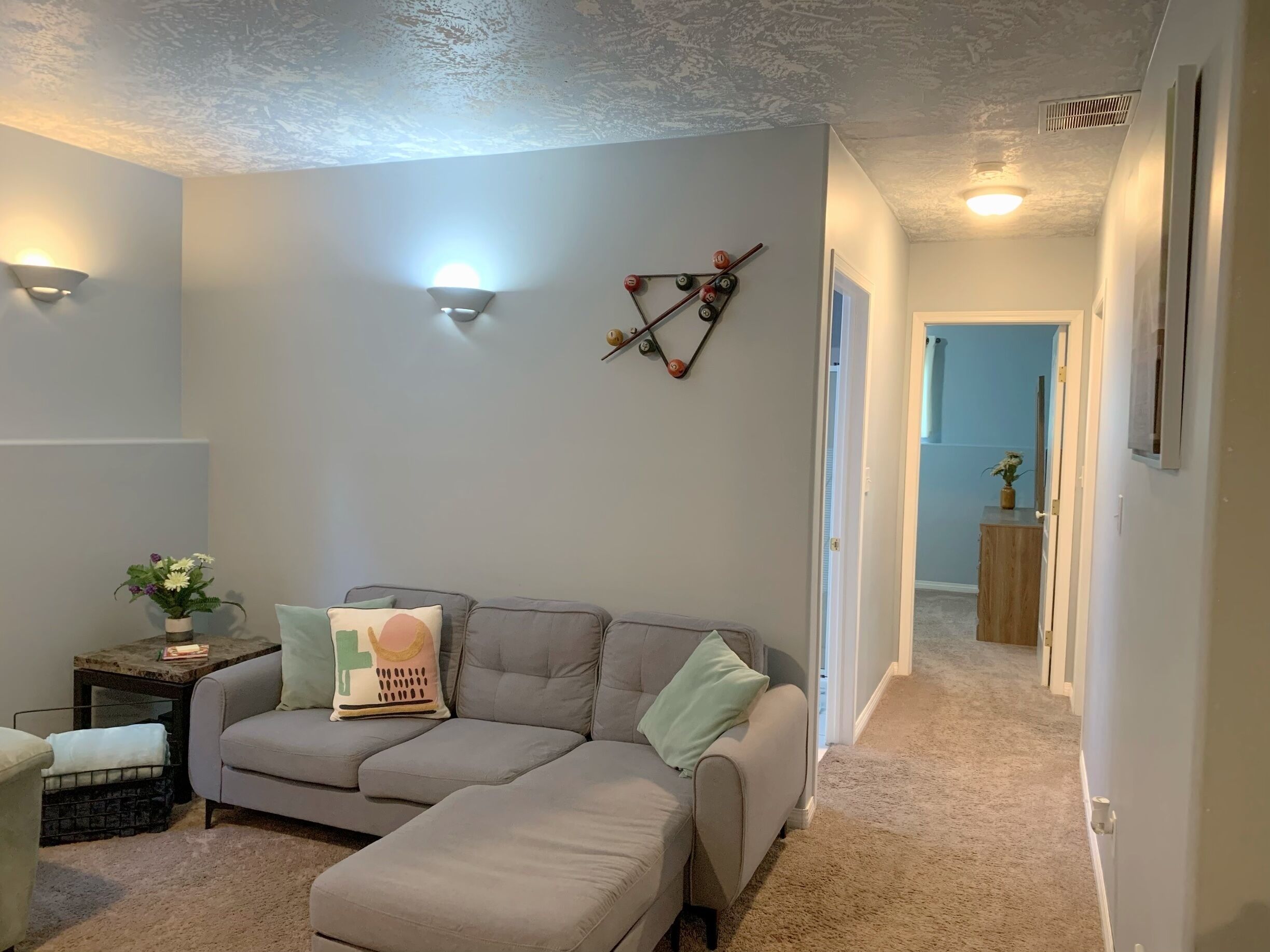 Cozy Basement Suite close to Downtown