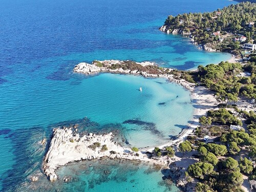 Luxury rental villa for 14 people