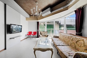 Luxury-Apartment | 2 Schlafzimmer, Verdunkelungsvorhänge, Bügeleisen/Bügelbrett