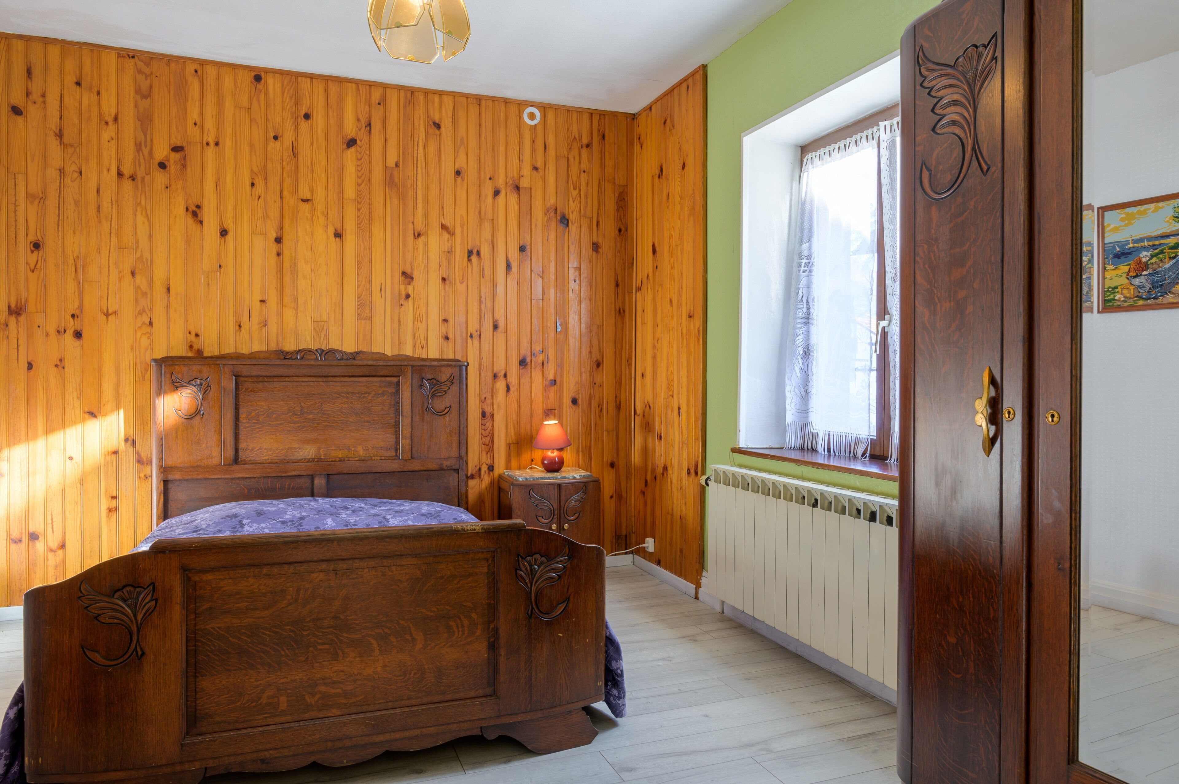 3 Schlafzimmer, Bügeleisen/Bügelbrett