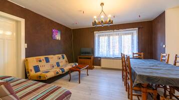 Televisio, DVD-soitin, stereot