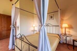 1 dormitori, wifi gratuïta i roba de llit 