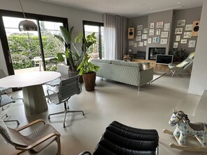Fernseher