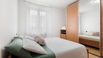 2 bedrooms, free WiFi, bed sheets