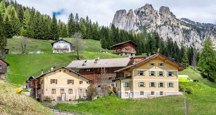 Apartment 'Muncion Apparte' with Mountain View & Shared Garden