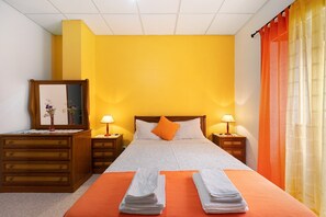 2 habitaciones, tabla de planchar con plancha y wifi gratis 