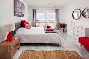 4 chambres, fer et planche à repasser, Wi-Fi gratuit, draps fournis