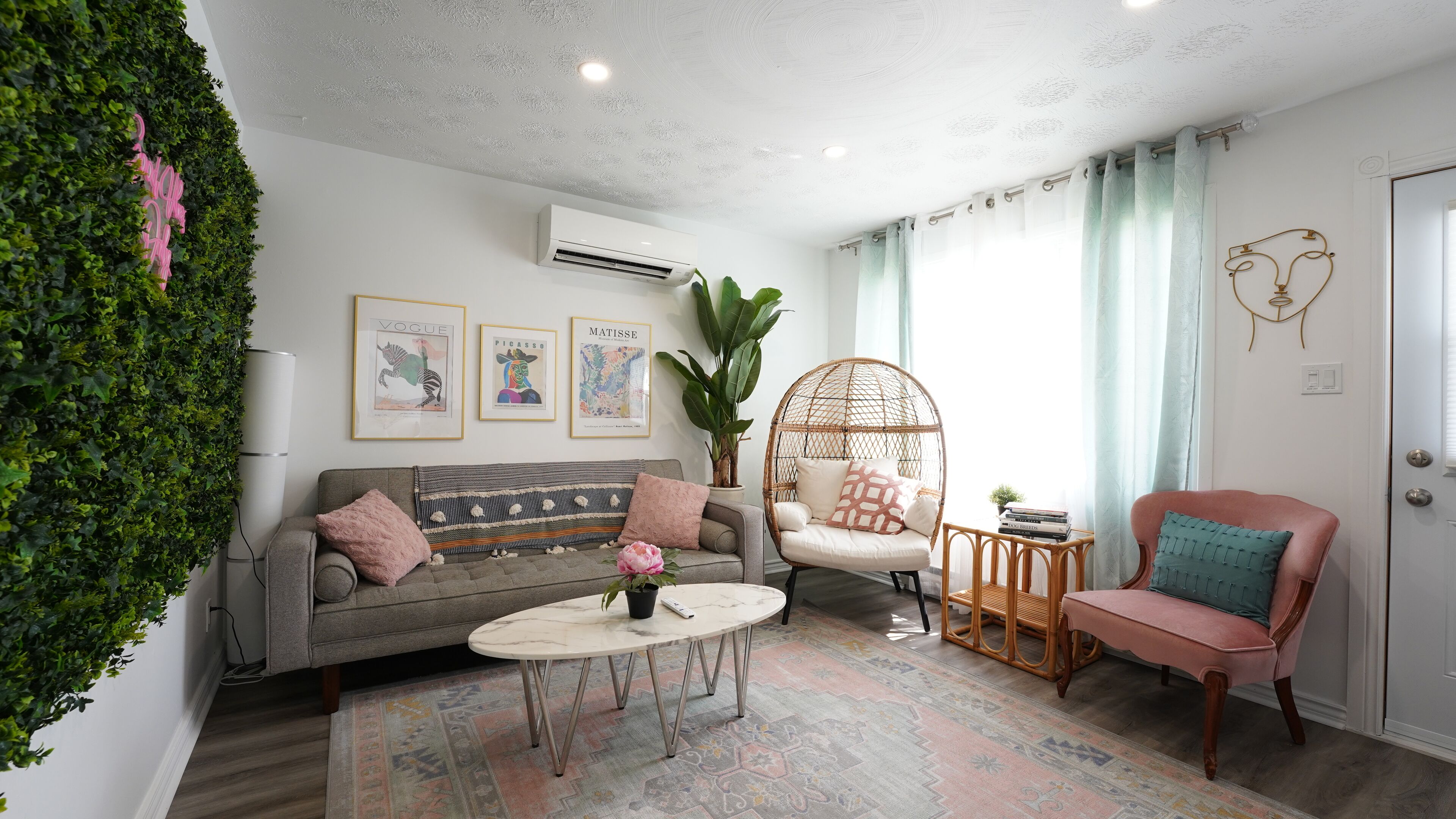 Smart TV, books, streaming services