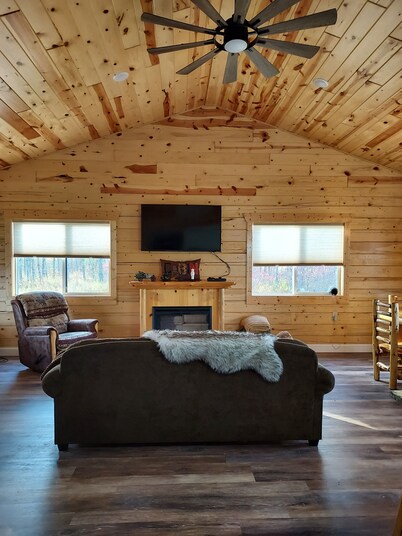 Finlayson  New log cabin on 10 acres