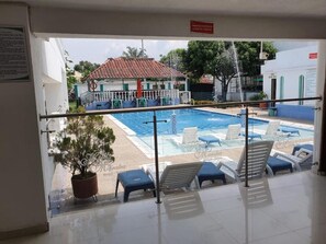Outdoor pool - HOTEL MARATEA MELGAR (Melgar)