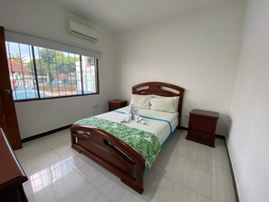 Free WiFi, bed sheets - HOTEL MARATEA MELGAR (Melgar)