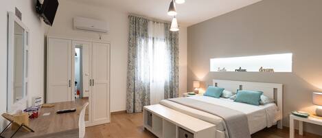 1 chambre, fer et planche à repasser, Wi-Fi gratuit, draps fournis