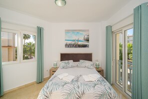 3 soverom, wi-fi (inkludert) og sengetøy