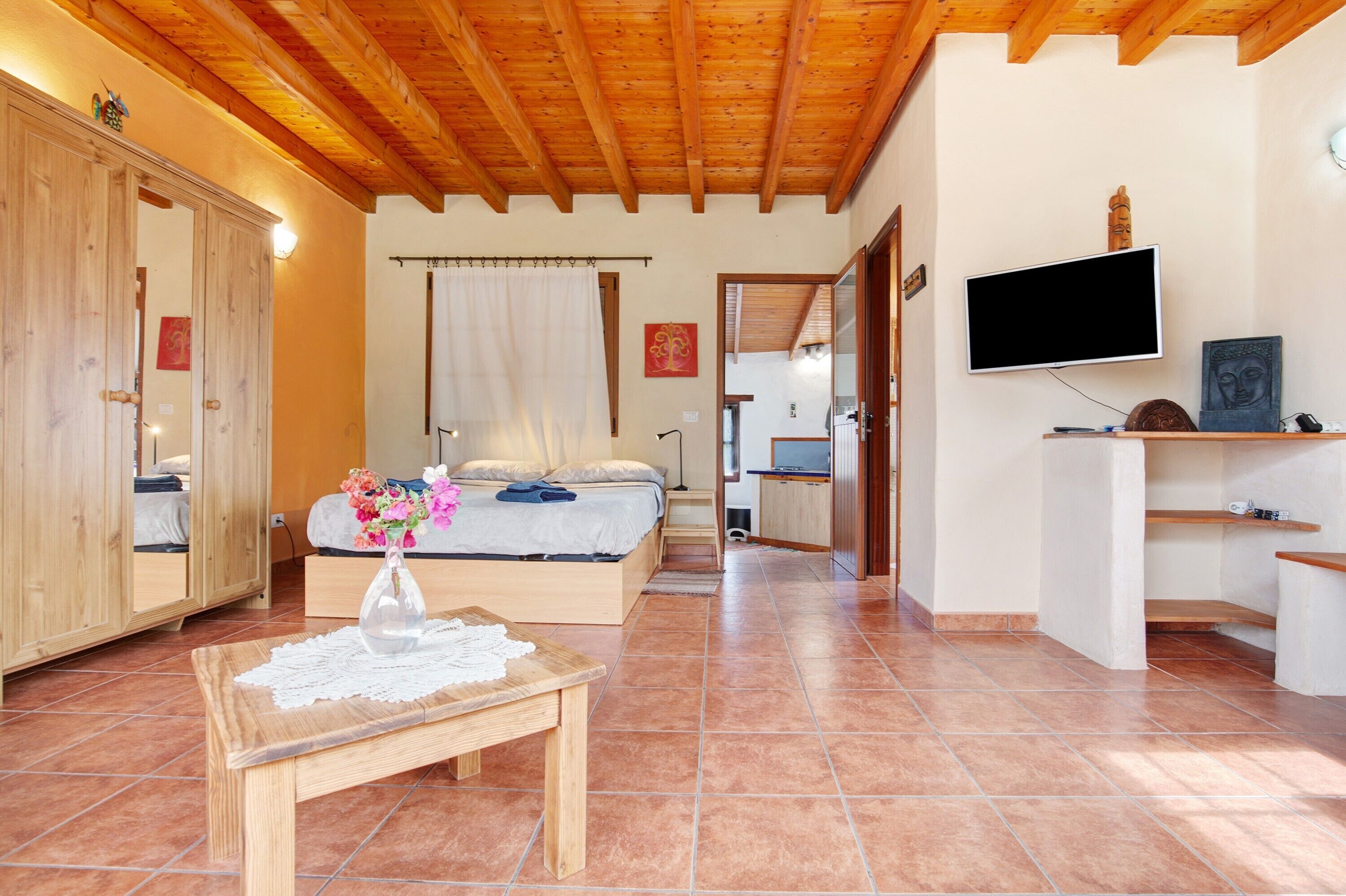 1 bedroom, free WiFi, bed sheets