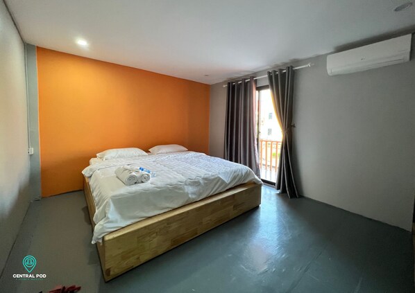 ห้องดีลักซ์ดับเบิล | เครื่องนอนระดับพรีเมียม, ผ้านวมขนเป็ด, เตียง Select Comfort, Wi-Fi ฟรี