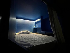 Room - Central Pod Capsule Hostel (Siem Reap)