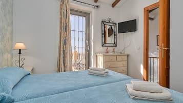 3 habitaciones, tabla de planchar con plancha y wifi gratis