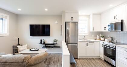 Charming Carriage Home