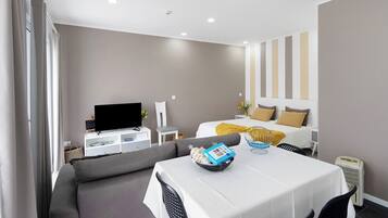 1 chambre, Wi-Fi gratuit, draps fournis