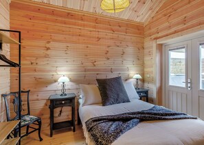 2 bedrooms