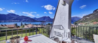 Apartment 'Claudias Flat' with Shared Pool, Balcony and Wi-Fi