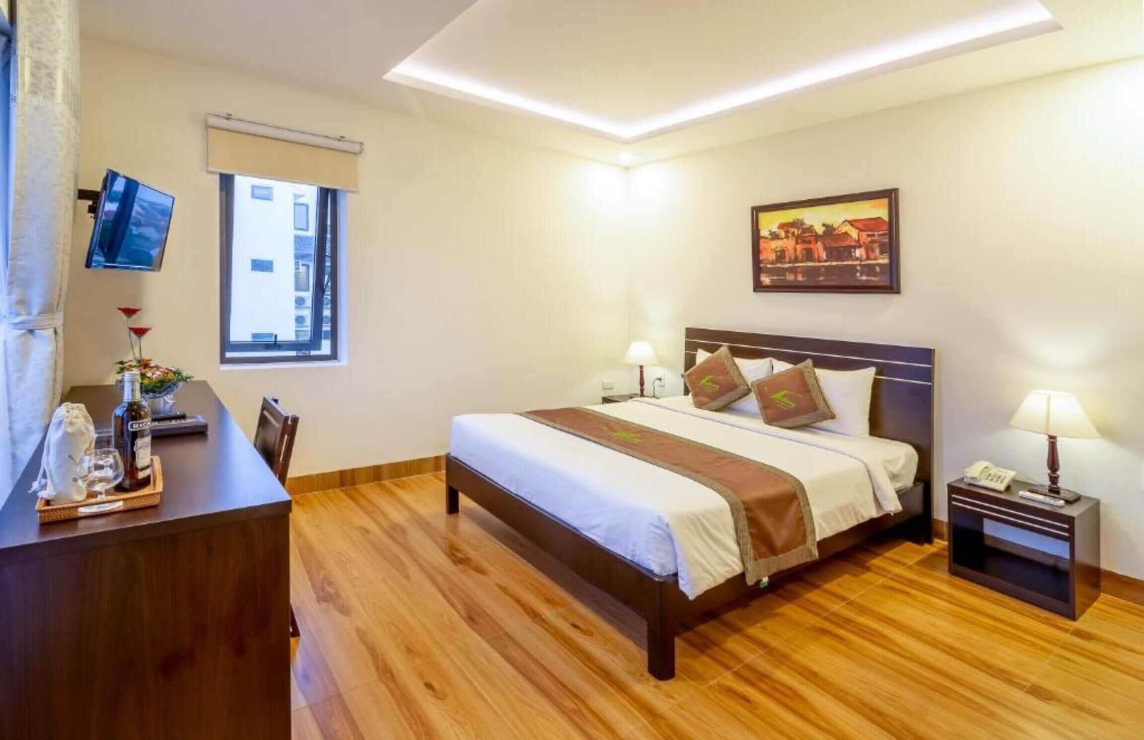 Egyptian cotton sheets, premium bedding, down comforters, minibar