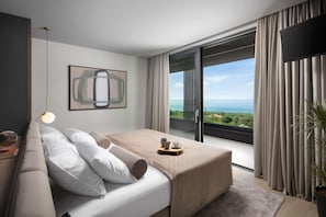 4 bedrooms, bed sheets