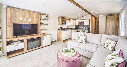 Gatehouse View (Pet Friendly)