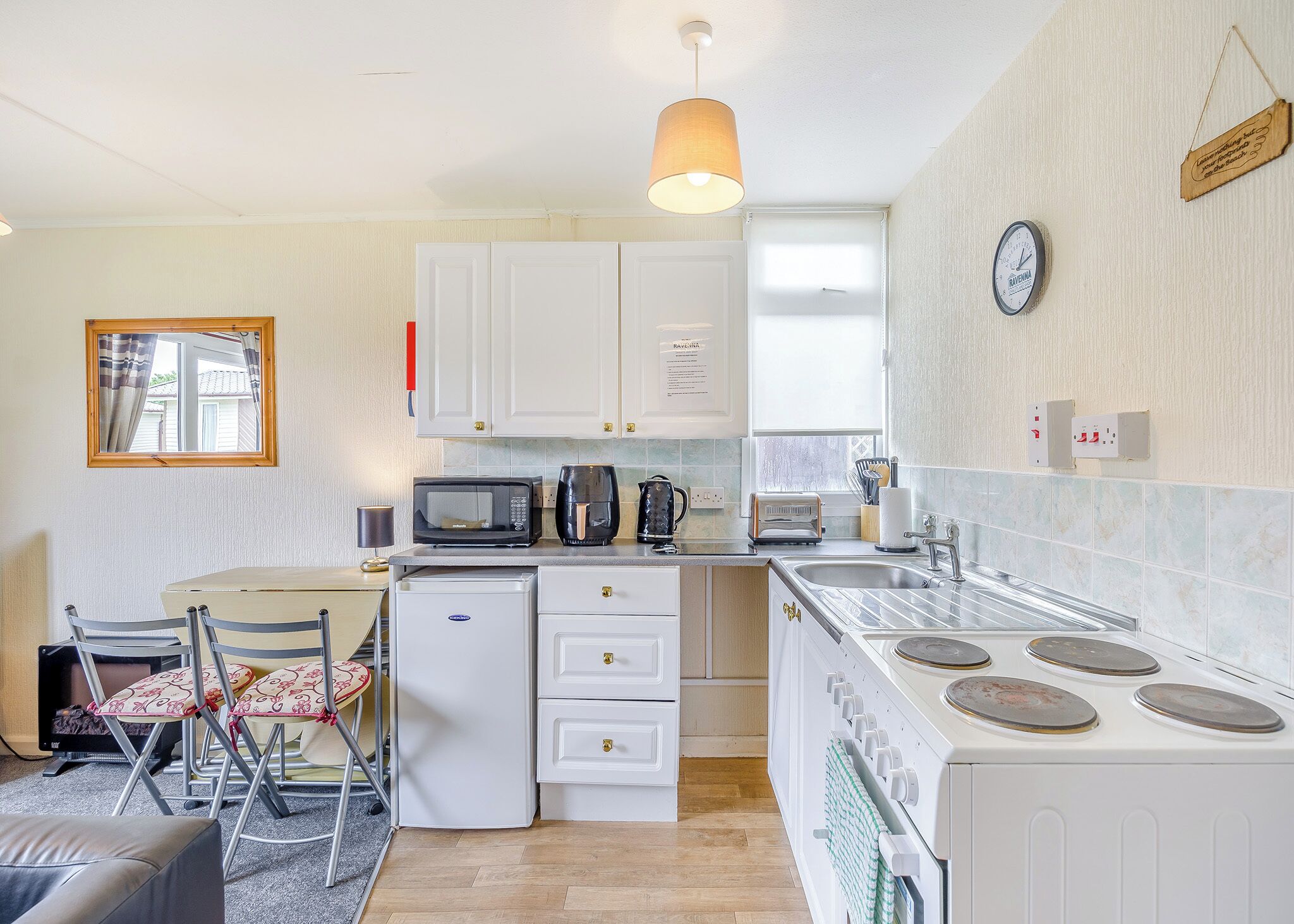 Fridge, oven, stovetop, toaster