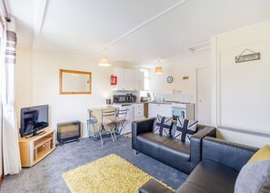 Living area - 1 bedroom accommodation in Anderby Creek, Mablethorpe (Anderby Creek, Mablethorpe)