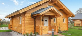 Holly Tree Lodge Accessible PF