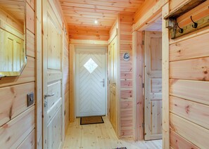 Interior - Holly Tree Lodge Accessible PF (York)