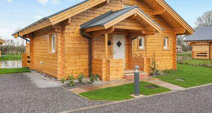 Holly Tree Lodge Accessible PF