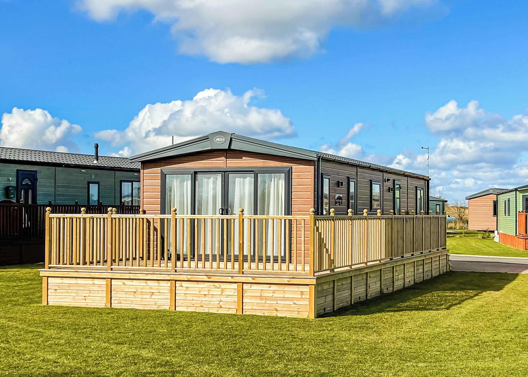 المنشأة من الخارج