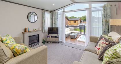 2 bedroom accommodation in Eaton, Congleton