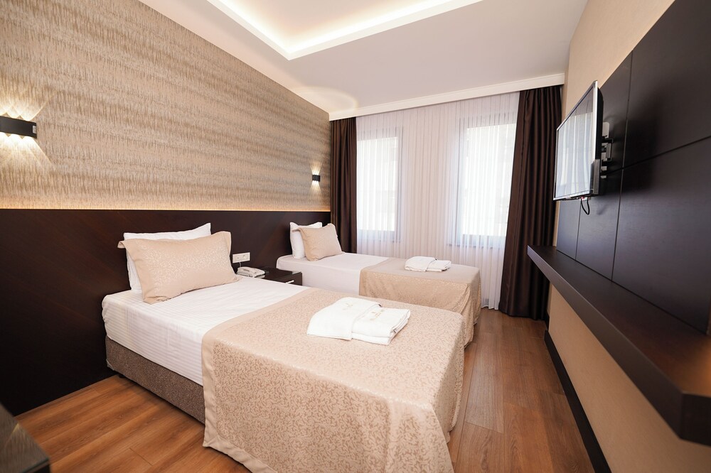 BELLEZZA HOTEL