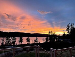 Unclassified image, 2 of 37, button