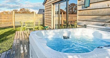 2 bedroom accommodation in Old Buckenham