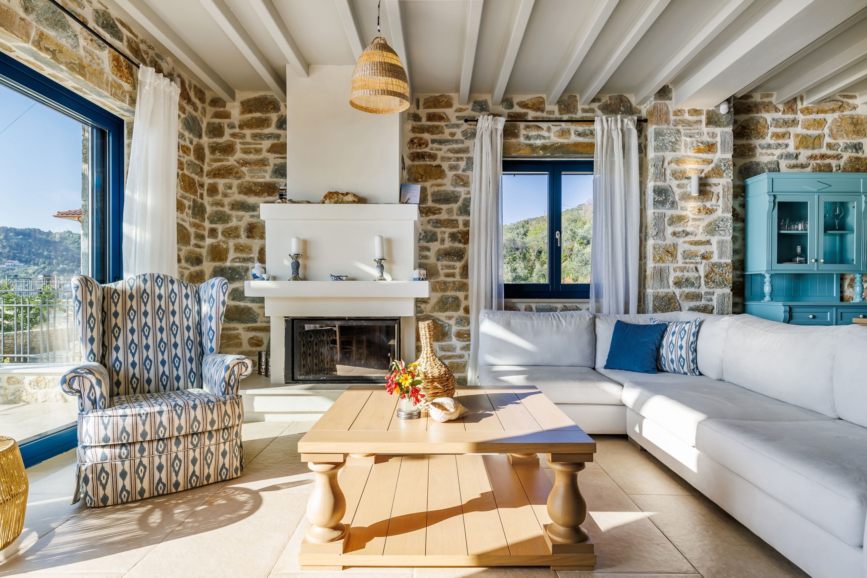 Villa | 4 bedrooms, soundproofing, Internet