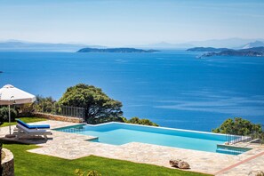 Villa | 5 soveværelser, lydisolering, internet